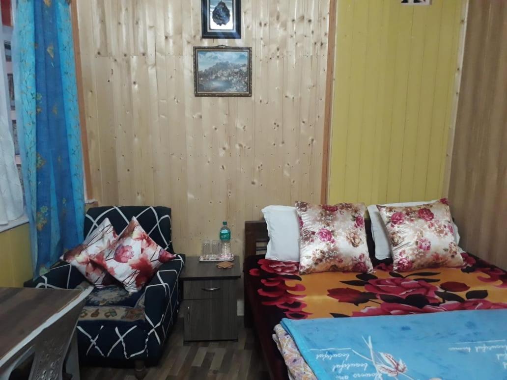 Smriya Homestay Darjeeling  Luaran gambar